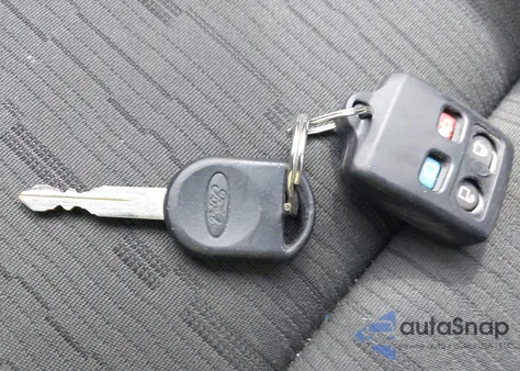 2010 Ford Focus Se из США, поврежденный, VIN 1FAHP3FN5AW149639